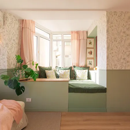 Garden Nest - Retreat Near Cismigiu Park *