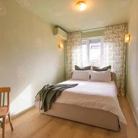 Garden Nest - Retreat Near Cismigiu Park Apartment Bucharest