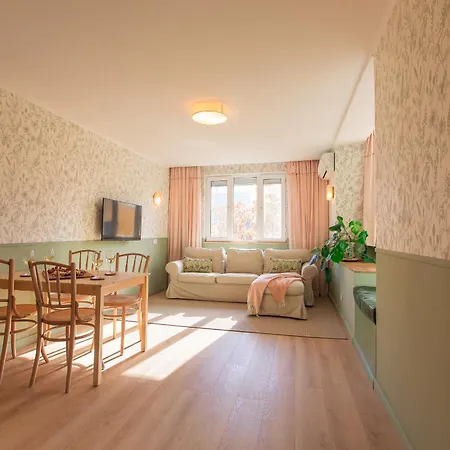 Garden Nest - Retreat Near Cismigiu Park *