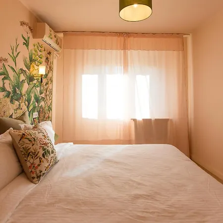 Garden Nest - Retreat Near Cismigiu Park Apartment Bucharest